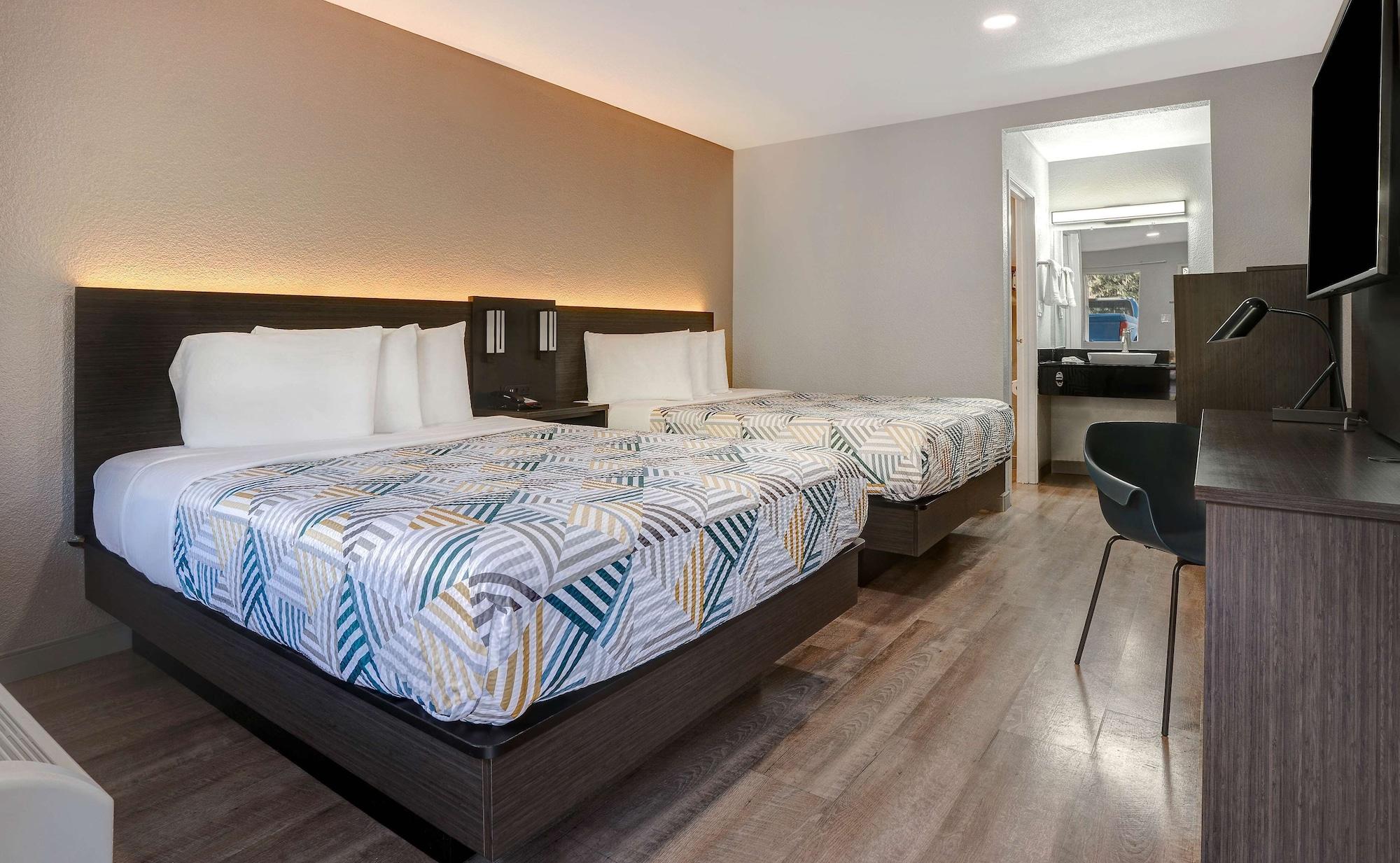 Hotel 6-rancho Cordova, Ca - East 2*